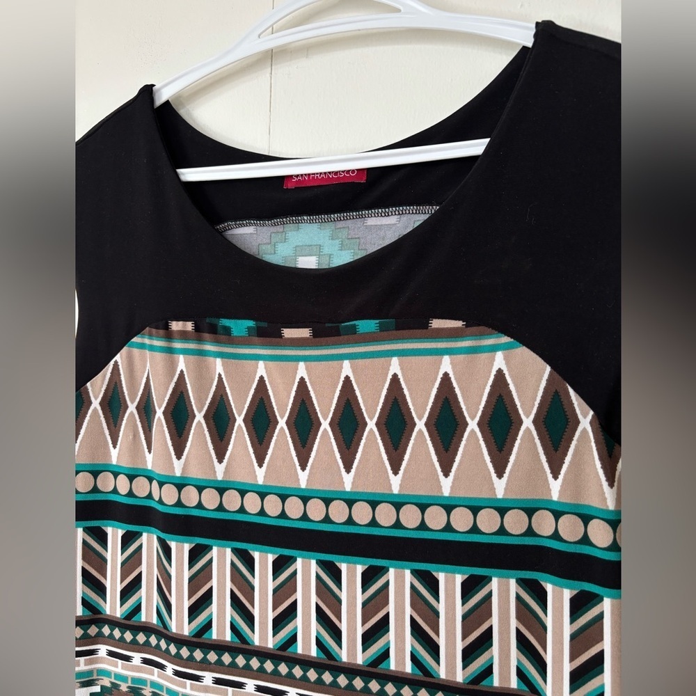 🎉4/30$🎉 Tribal Print Tunic Tank – Size Large (Ptp 19 stretch to 26) - Picture 2 of 4